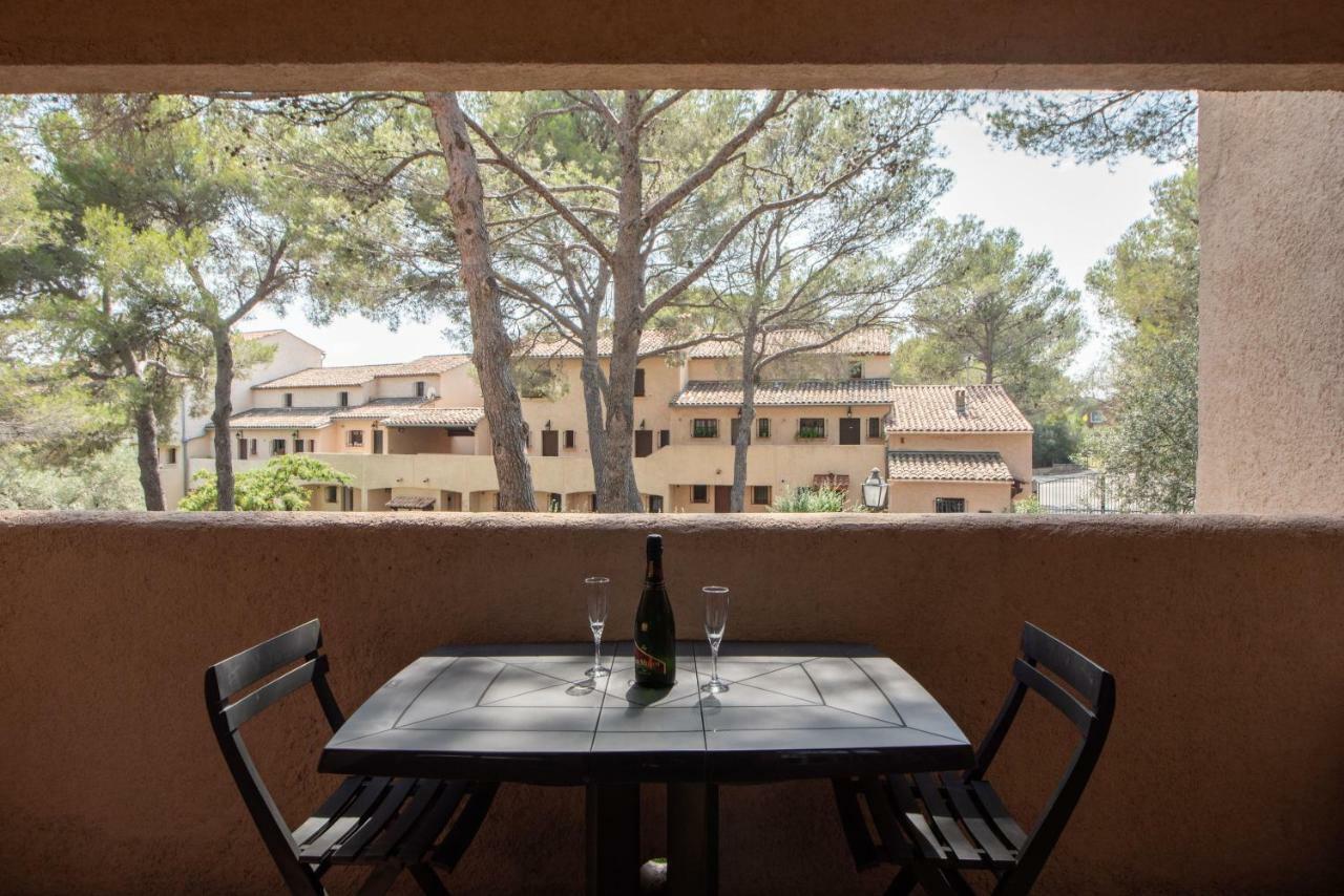 Le Hameau Des Pins Saint-Raphael (Var) Exterior foto